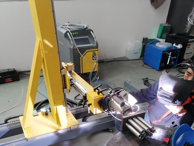 Advanced monitoring ensures consistent, high‑quality welds.