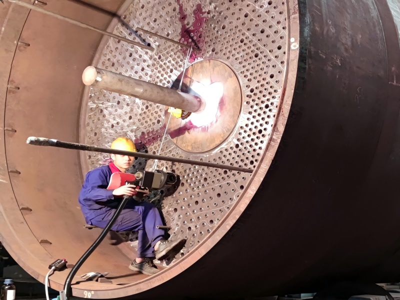 Petrochemical & chemical industry – heat exchangers, reactors, pressure vessels