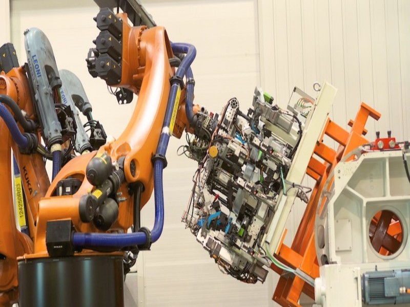 Custom automated bodyside framing system and welding solution for optimized vehicle manufacturing cycles.